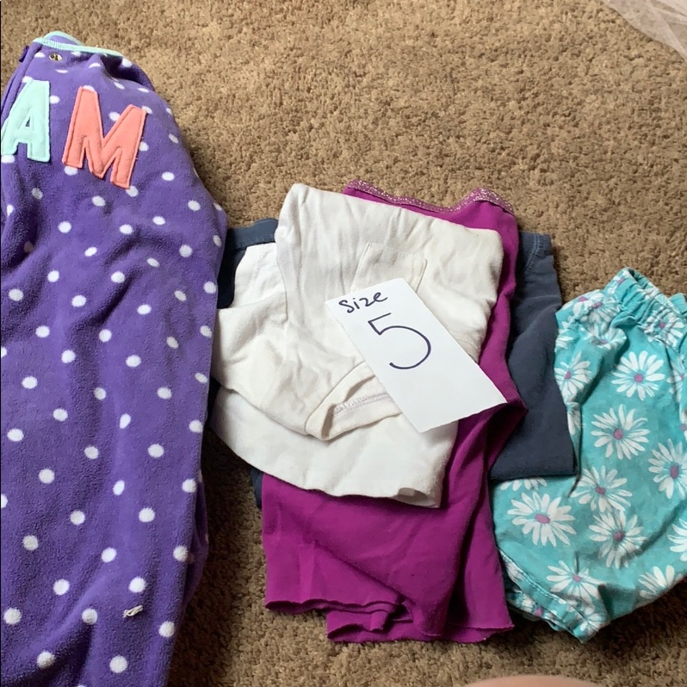 Girls’ size 5 PJs